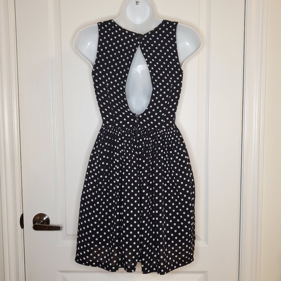 🎉3/$39 MINKPINK Polka-dot Skater Dress - Picture 8 of 10